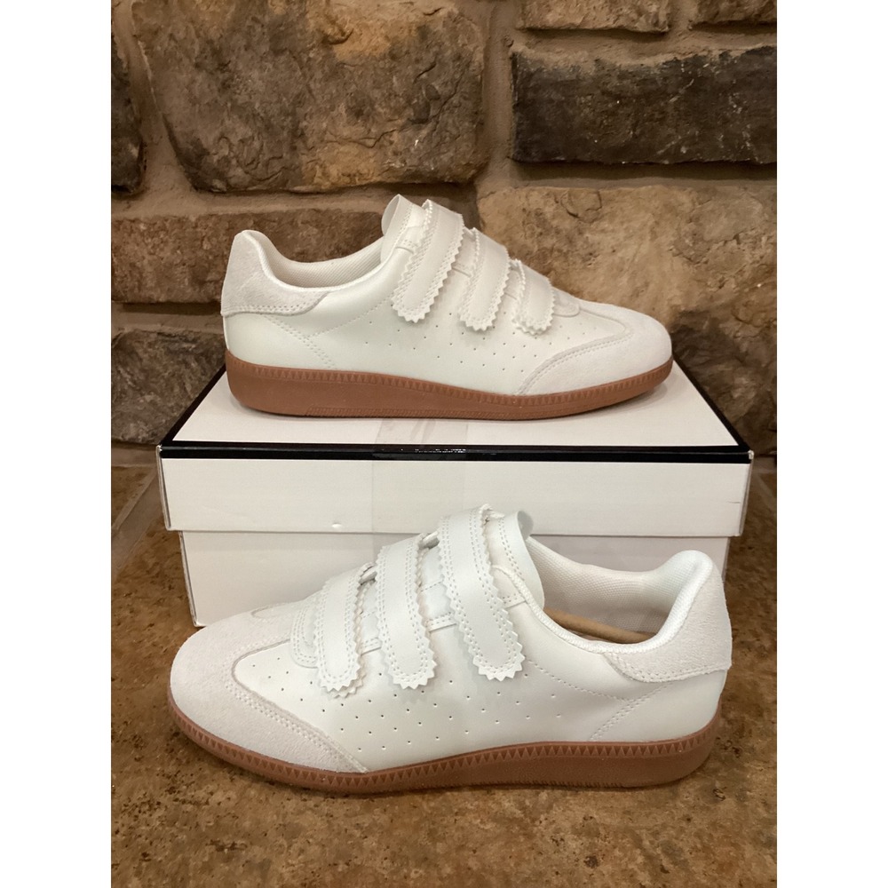 Steve Madden Momentum White Suede Gum Sole Triple Strap Sneakers 7.5 New